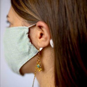 Kūrio 24k gold plated mask chain